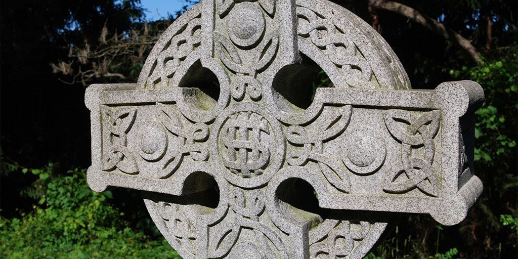 значения символов на надгробиях